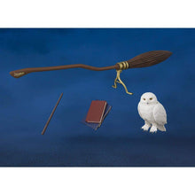 Load image into Gallery viewer, Harry Potter and the Sorcerer's Stone Harry Potter S.H. Figuarts Action Figure
