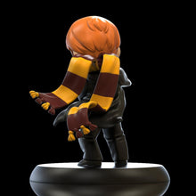 Load image into Gallery viewer, Ron Weasley's First Spell Q-Fig Figure from Harry Potter
